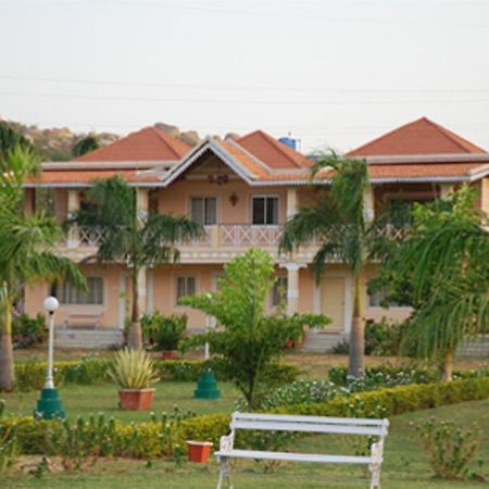 Kishkinda Heritage Resort Hampi Extérieur photo