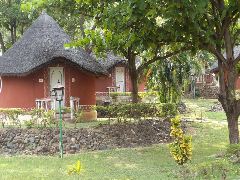 Kishkinda Heritage Resort Hampi Extérieur photo