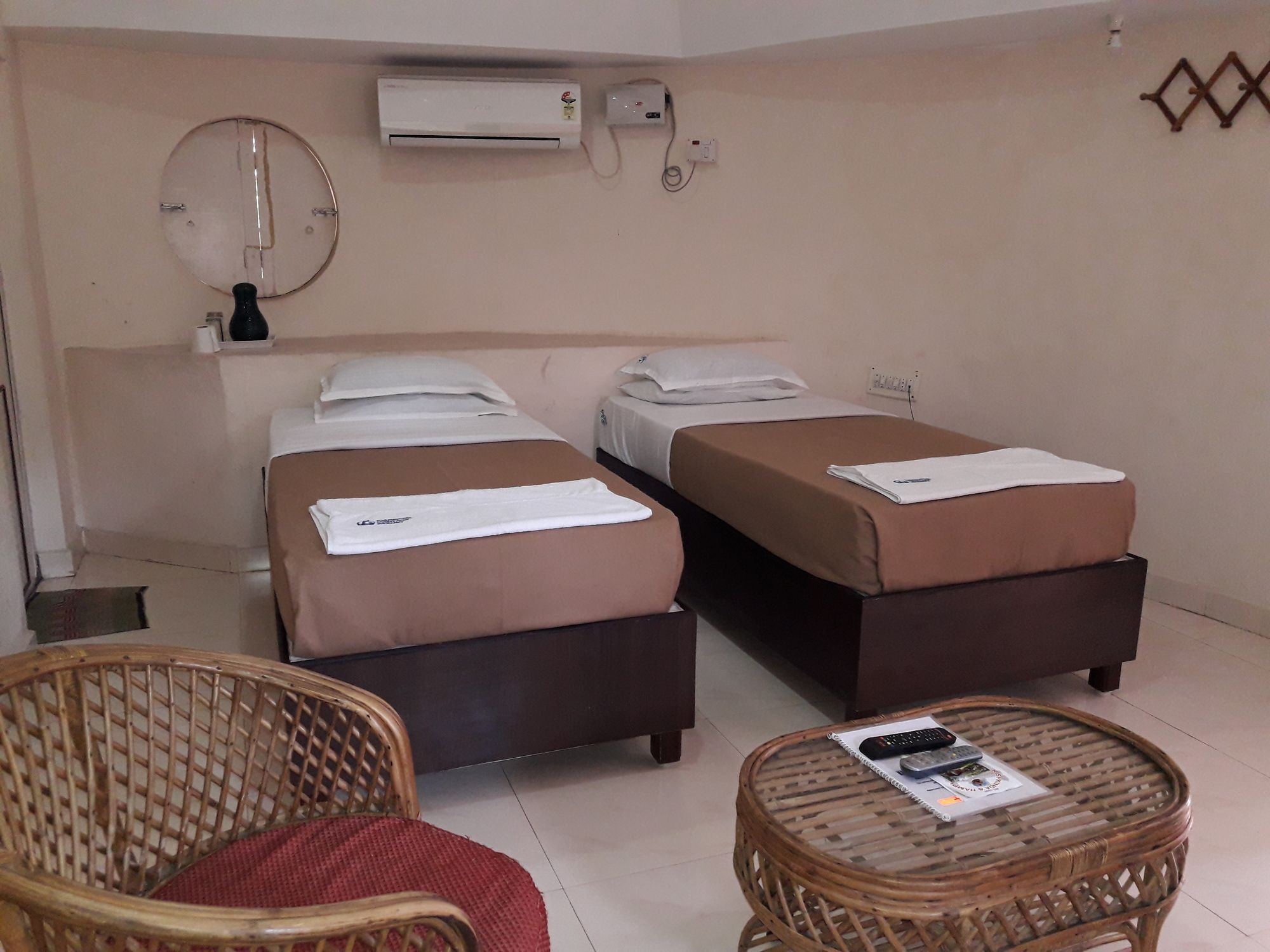 Kishkinda Heritage Resort Hampi Extérieur photo